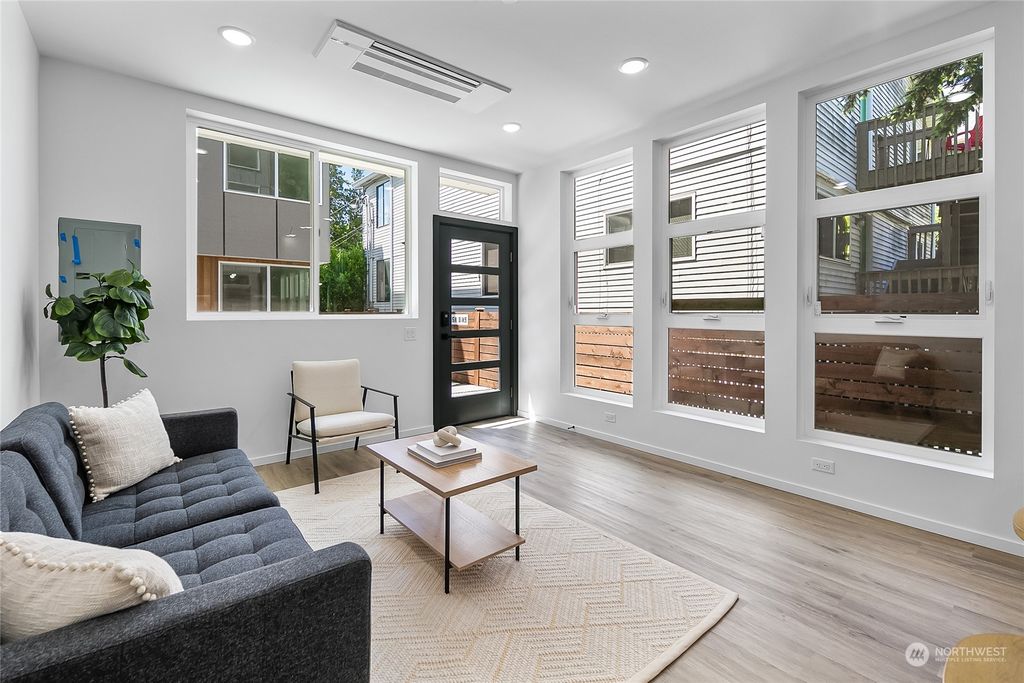 Photo of 822 C NW 52nd Street, Seattle, WA 98107 (MLS # 2280001)