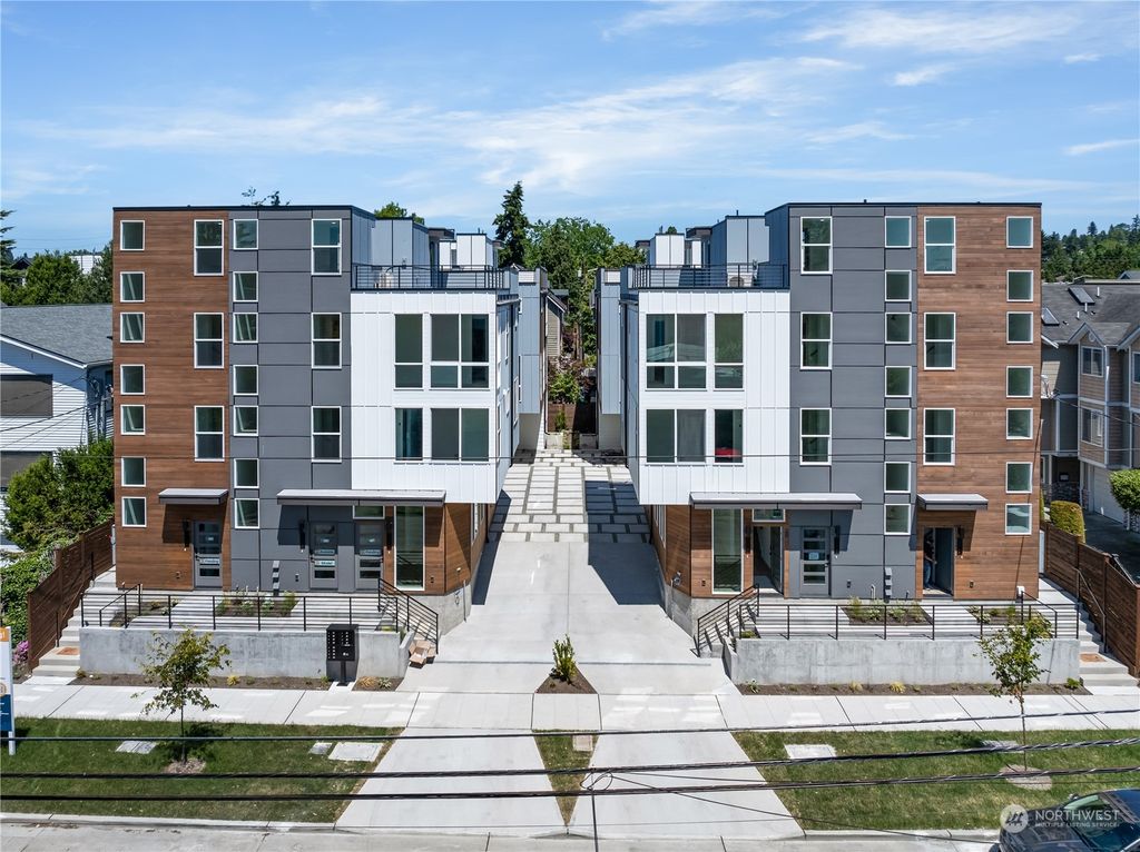 Photo of 822 C NW 52nd Street, Seattle, WA 98107 (MLS # 2280001)