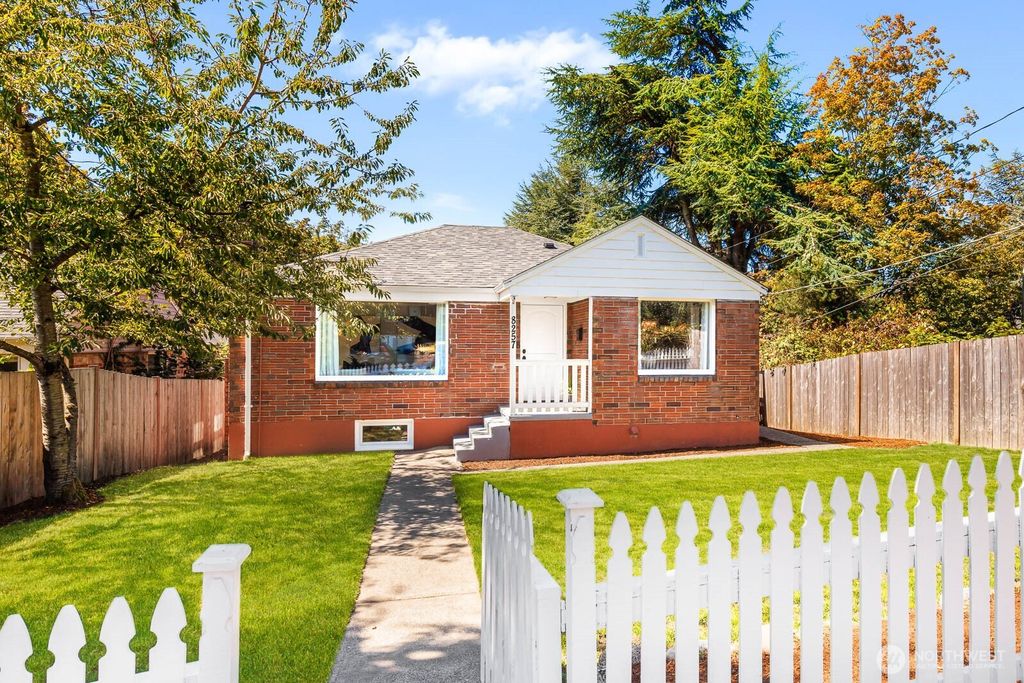 Photo of 8257 Bagley Avenue N, Seattle, WA 98103 (MLS # 2423569)