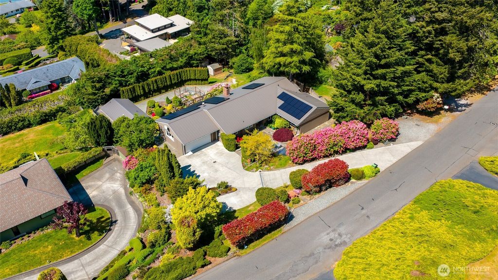 Photo of 418 Briar Road RD, Bellingham, WA 98225 (MLS # 2523732)