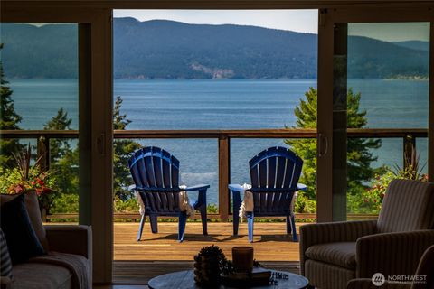 Photo of 418 Briar Road, Bellingham, WA 98225 (MLS # 2523732)