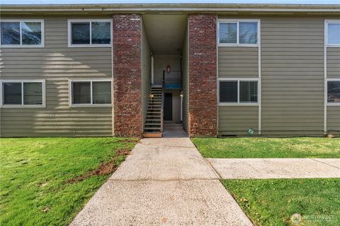 Photo of 1208 34th Street, Seaview, WA 98644 (MLS # 2443302)