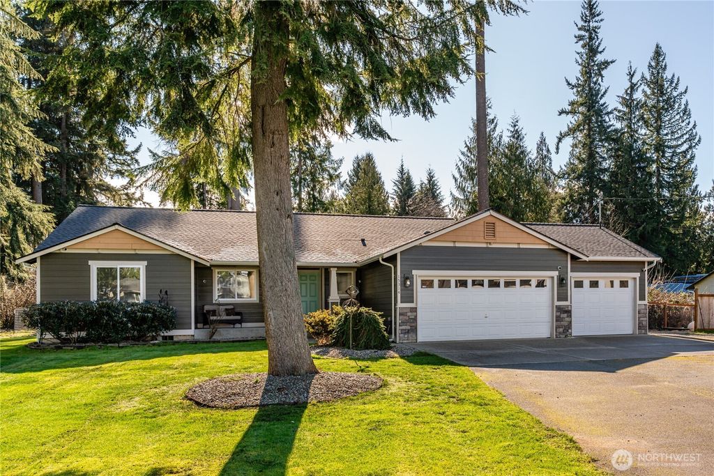 Photo of 15314 79th Street NE, Lake Stevens, WA 98258 (MLS # 2481176)