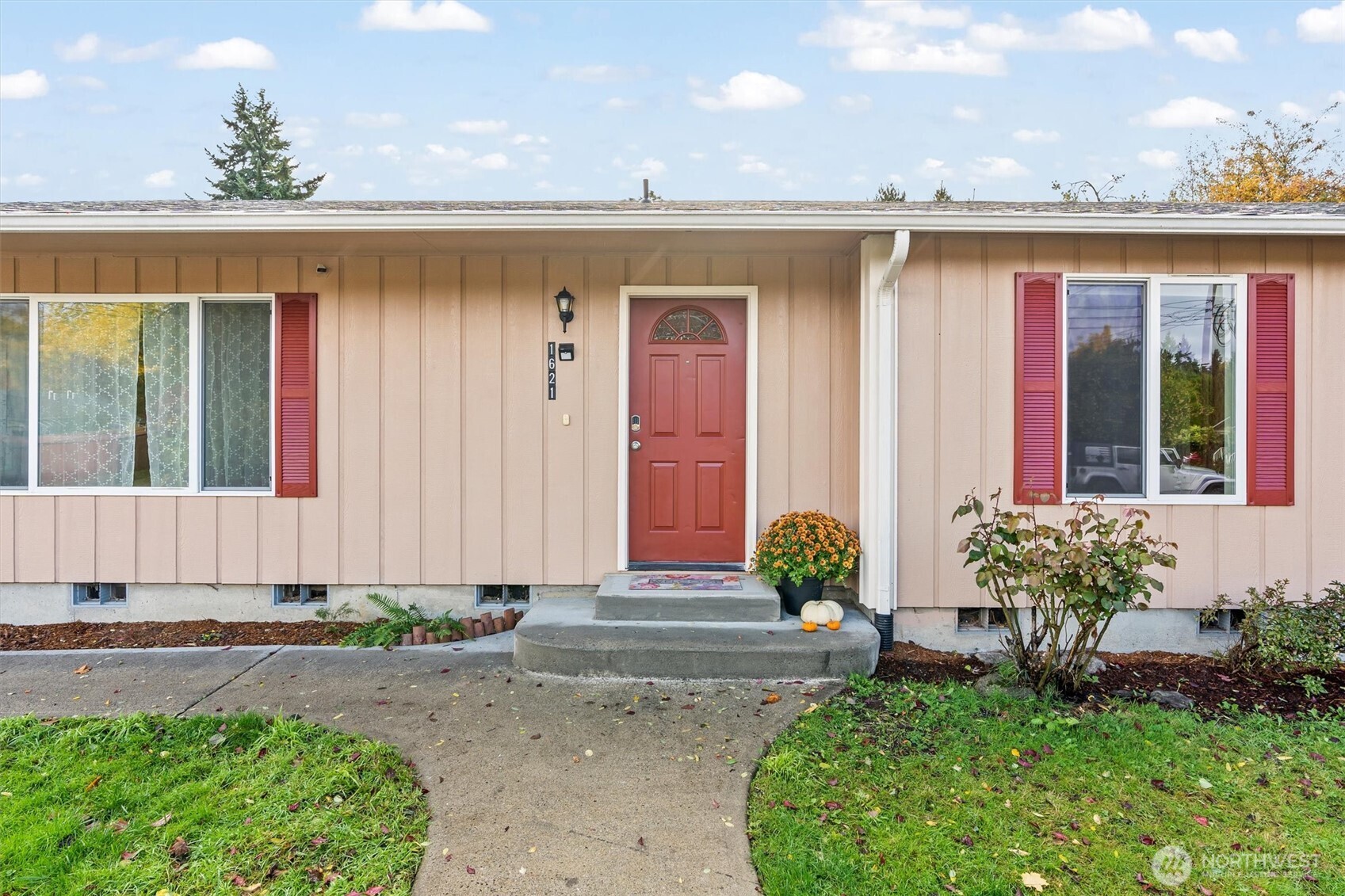 1621 Garfield Avenue NW