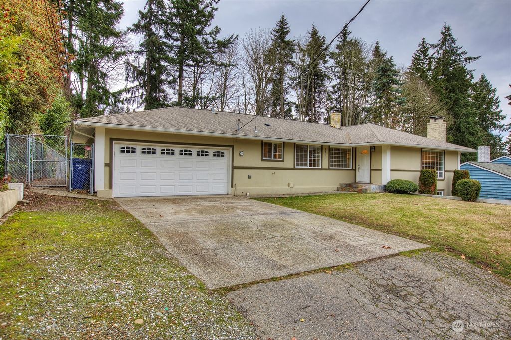 Photo of 831 S 299th Place, Federal Way, WA 98003 (MLS # 2029337)