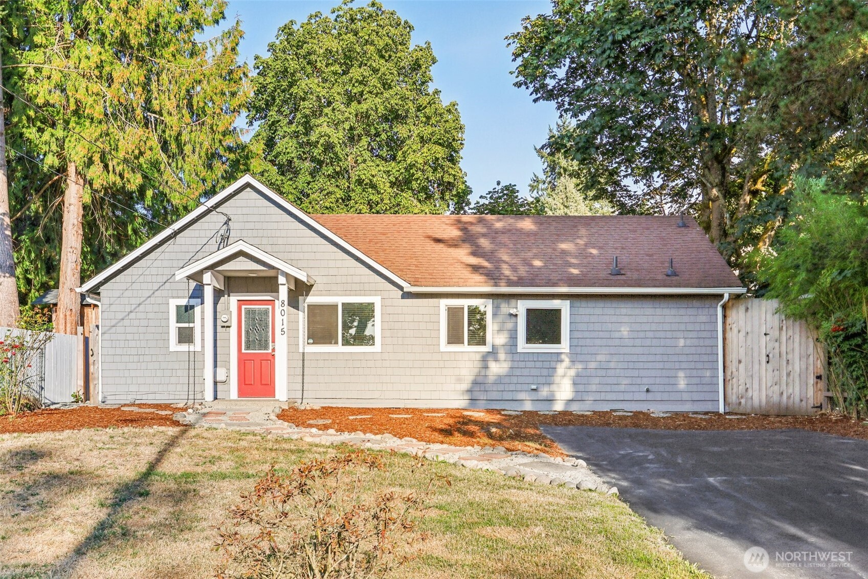 8015 Yakima Ave.