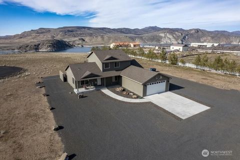 Photo of 44430 Lupine Drive N, Wilbur, WA 99185 (MLS # 2482185)
