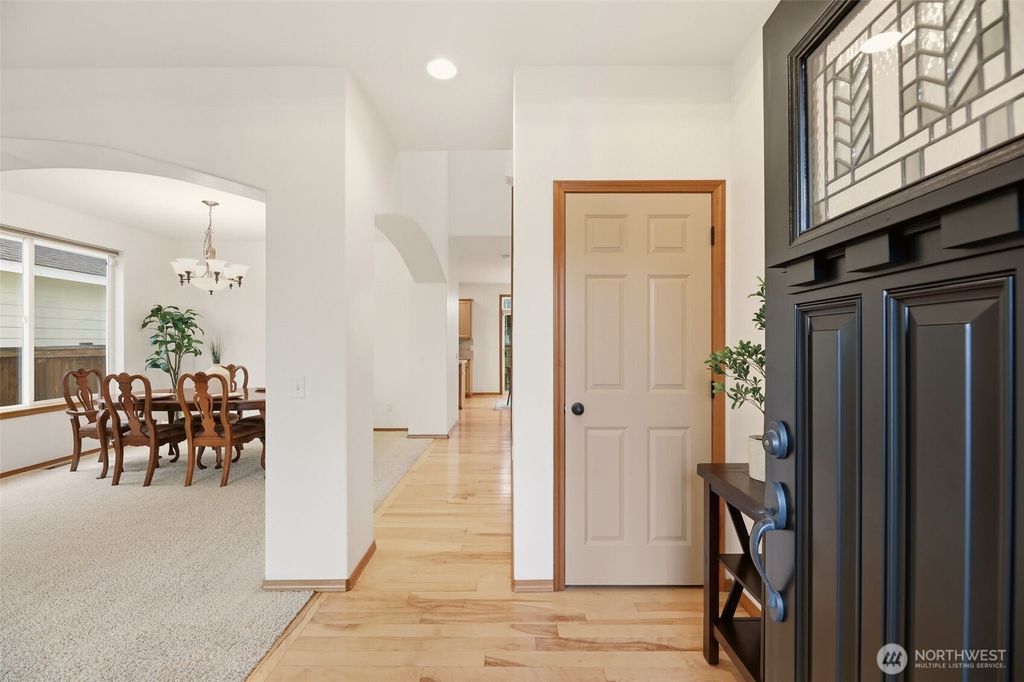 Photo of 20101 11th Avenue W, Lynnwood, WA 98036 (MLS # 2523170)