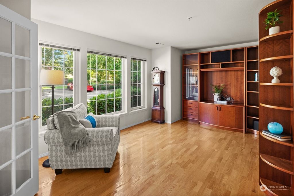 Photo of 22725 SE 43rd Court #1617, Issaquah, WA 98029 (MLS # 2297624)