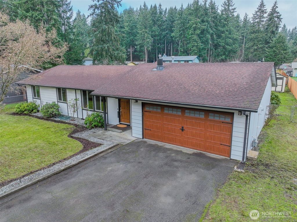 Photo of 8608 9th Way SE, Lacey, WA 98503 (MLS # 2464227)