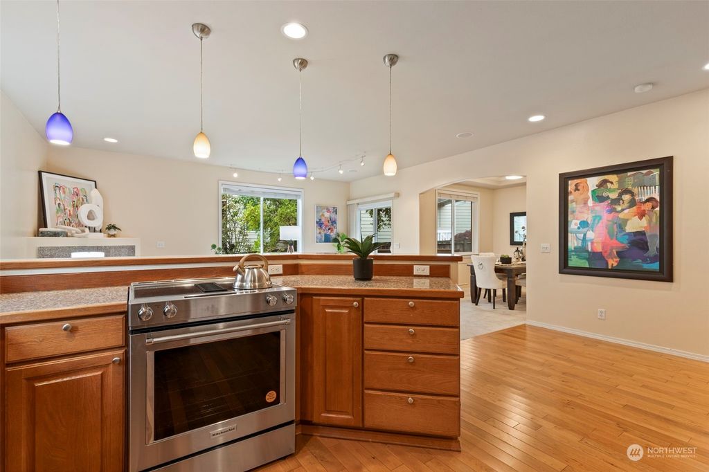 Photo of 2926 145th Street SW, Lynnwood, WA 98087 (MLS # 2301827)