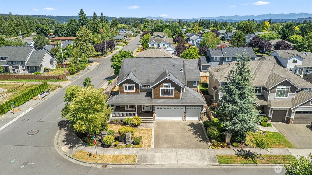Photo of 1213 24th Street NW, Puyallup, WA 98371 (MLS # 2555424)