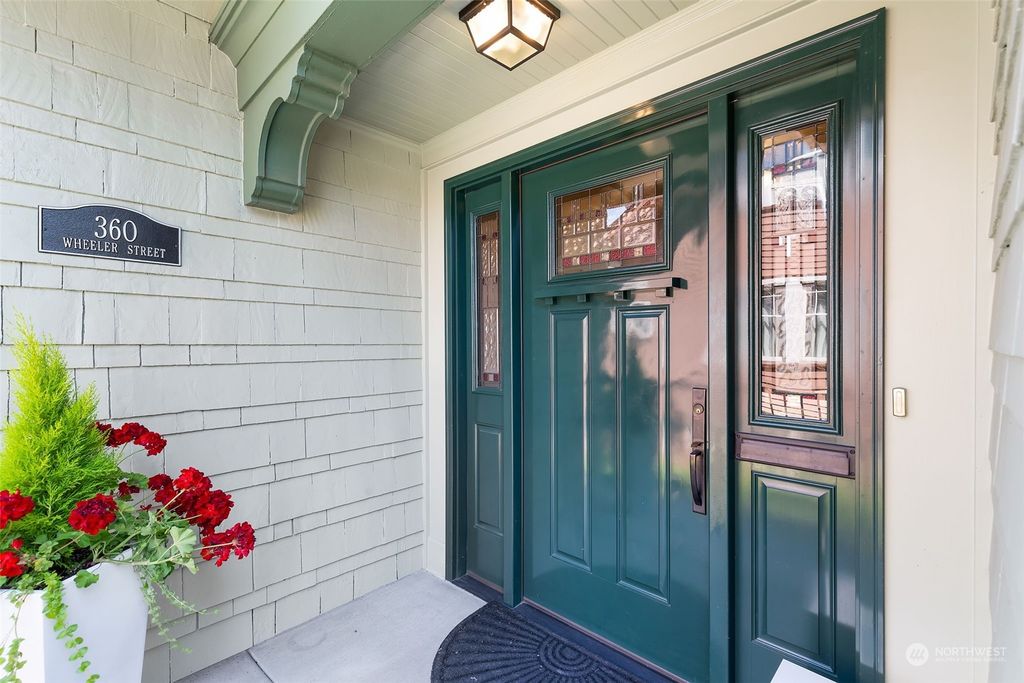 Photo of 360 Wheeler Street, Seattle, WA 98109 (MLS # 2130357)