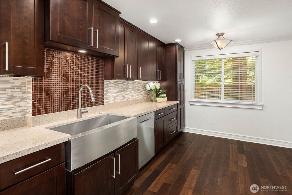 Photo of 4316 W Lake Sammamish Parkway SE #H103, Issaquah, WA 98027 (MLS # 2468734)