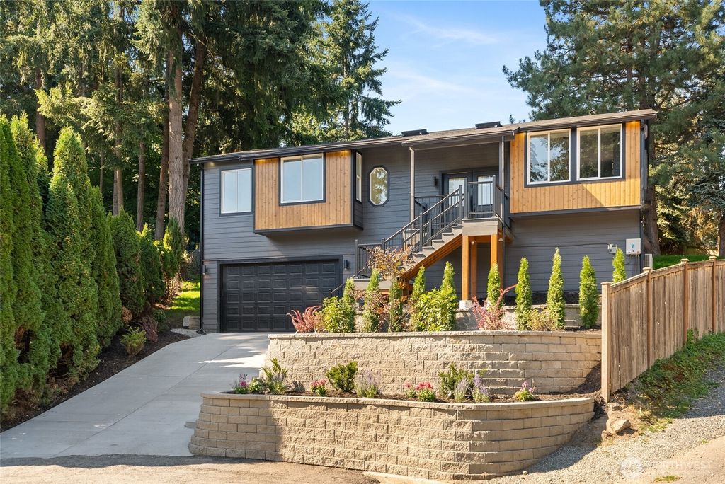 Photo of 19116 34th Dr SE Dr, Bothell, WA 98012 (MLS # 2441111)