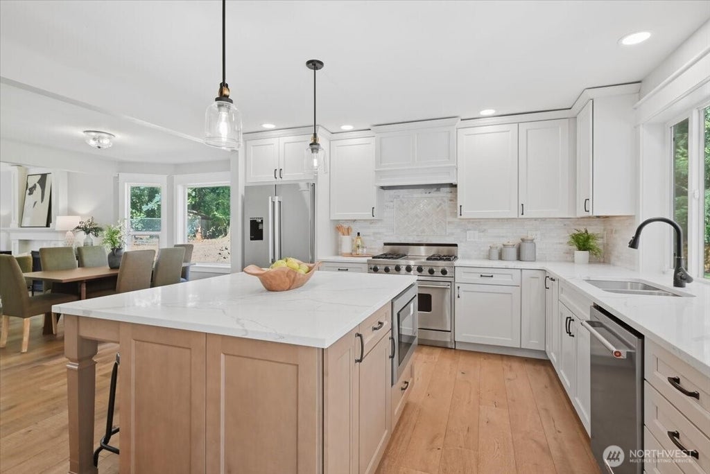 Photo of 21304 SE 213th Street, Maple Valley, WA 98038 (MLS # 2579391)
