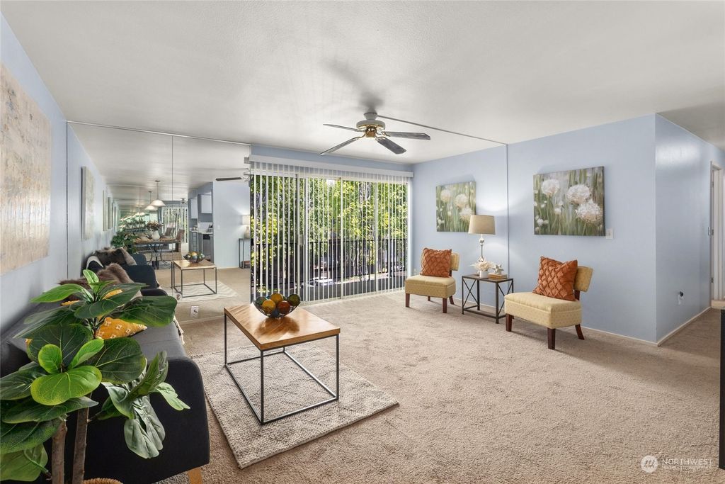 Photo of 11008 NE 68th Place #726, Kirkland, WA 98033 (MLS # 2136411)