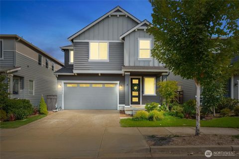 Photo of 33260 Glacier Avenue SE, Black Diamond, WA 98010 (MLS # 2429713)