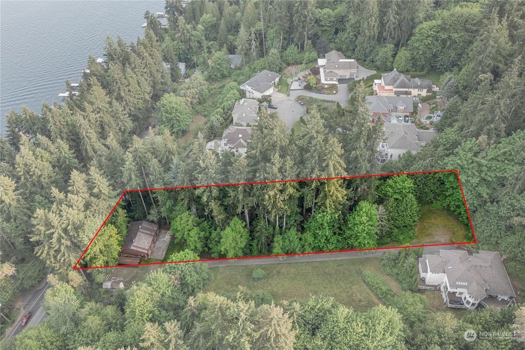 Photo of 1416 Opposite W Lake Sammamish Parkway SE, Bellevue, WA 98008 (MLS # 2072209)
