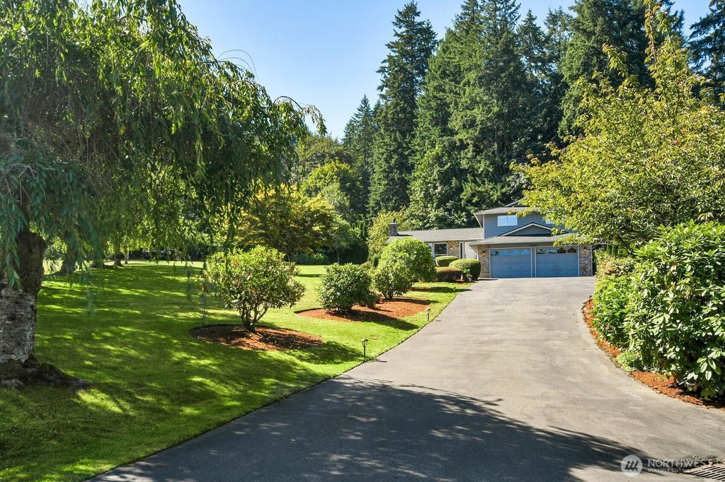 Photo of 17465 NE 163rd Place, Woodinville, WA 98072 (MLS # 2576589)