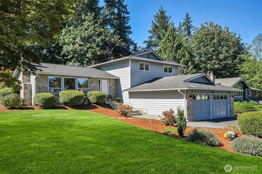 Photo of 17465 NE 163rd Place, Woodinville, WA 98072 (MLS # 2576589)