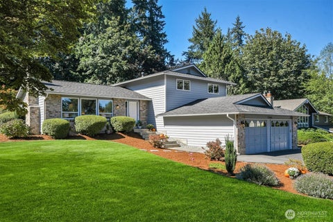 Photo of 17465 NE 163rd Place, Woodinville, WA 98072 (MLS # 2576589)