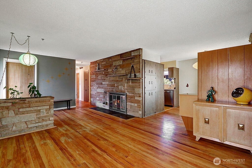 Photo of 7767 Beacon Avenue S, Seattle, WA 98118 (MLS # 2591355)