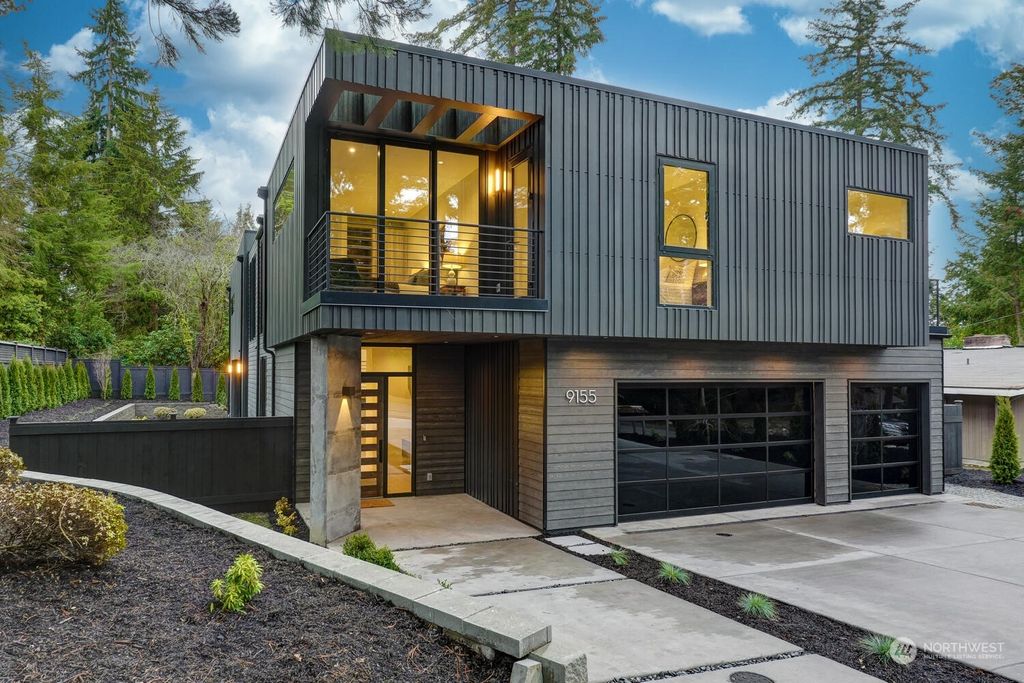 Photo of 9155 NE 21st Place, Clyde Hill, WA 98004 (MLS # 2075110)