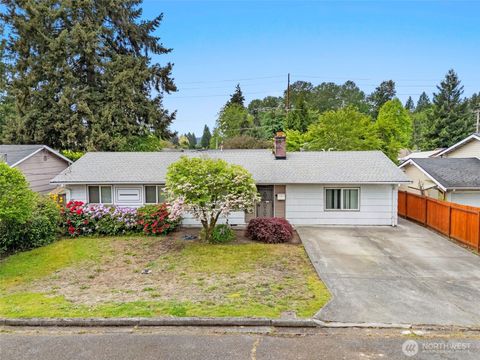 Photo of 2709 N Street ST SE, Auburn, WA 98002 (MLS # 2520806)