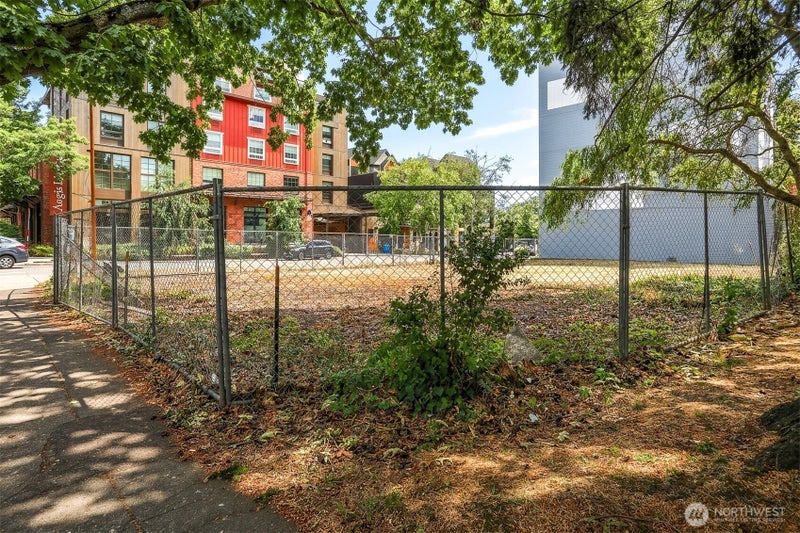 1103 NW Market Street