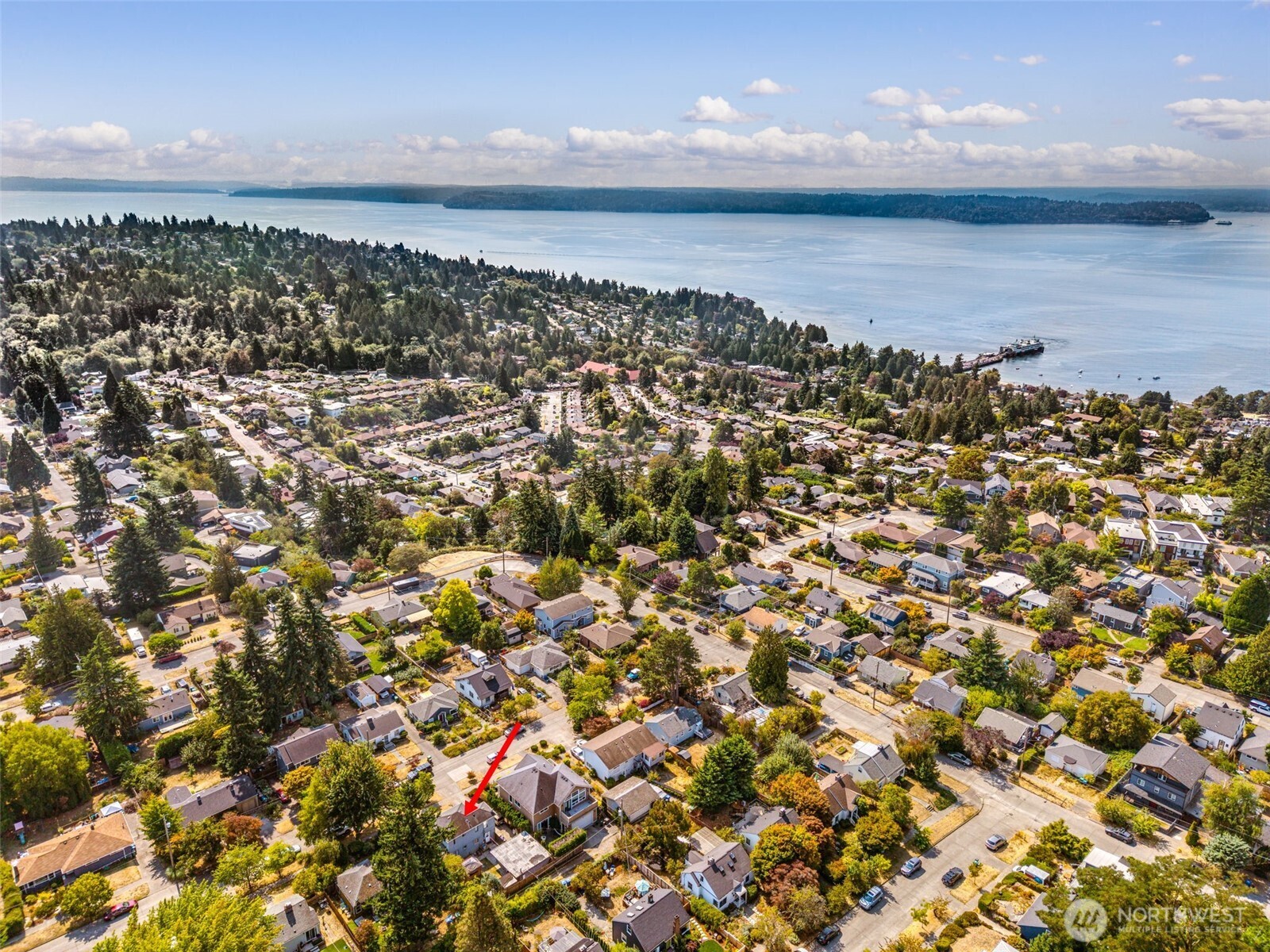 Seattle, Washington 98126, United States, 3 Bedrooms Bedrooms, ,2 BathroomsBathrooms,Residential,Pending,206375