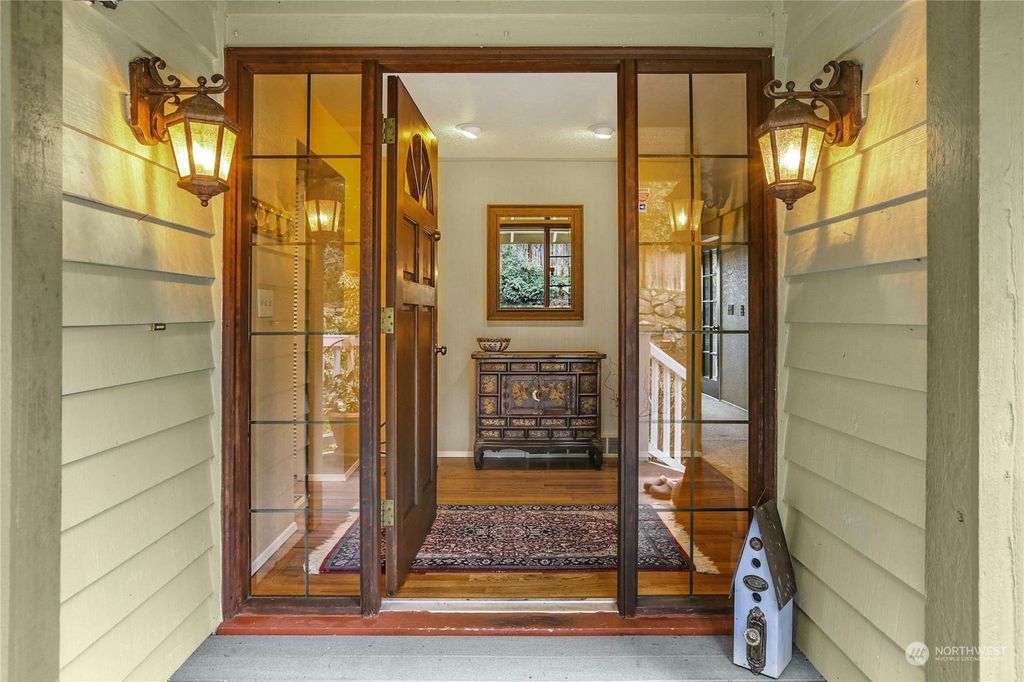 Photo of 2023 192nd Avenue SE, Sammamish, WA 98075 (MLS # 2194207)