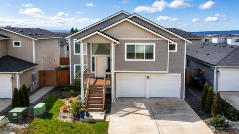 Photo of 4334 69th Avenue NE, Marysville, WA 98270 (MLS # 2496674)