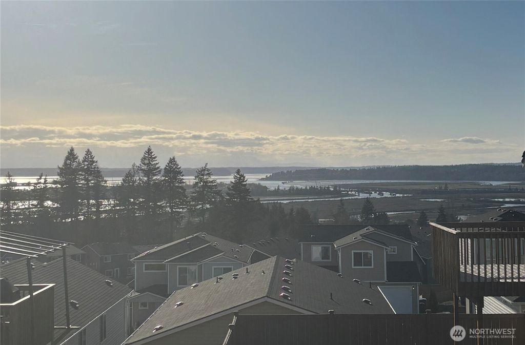 Photo of 4334 69th Avenue NE, Marysville, WA 98270 (MLS # 2496674)