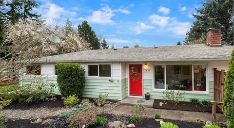 Photo of 2821 SW Trenton Street, Seattle, WA 98126 (MLS # 2486269)