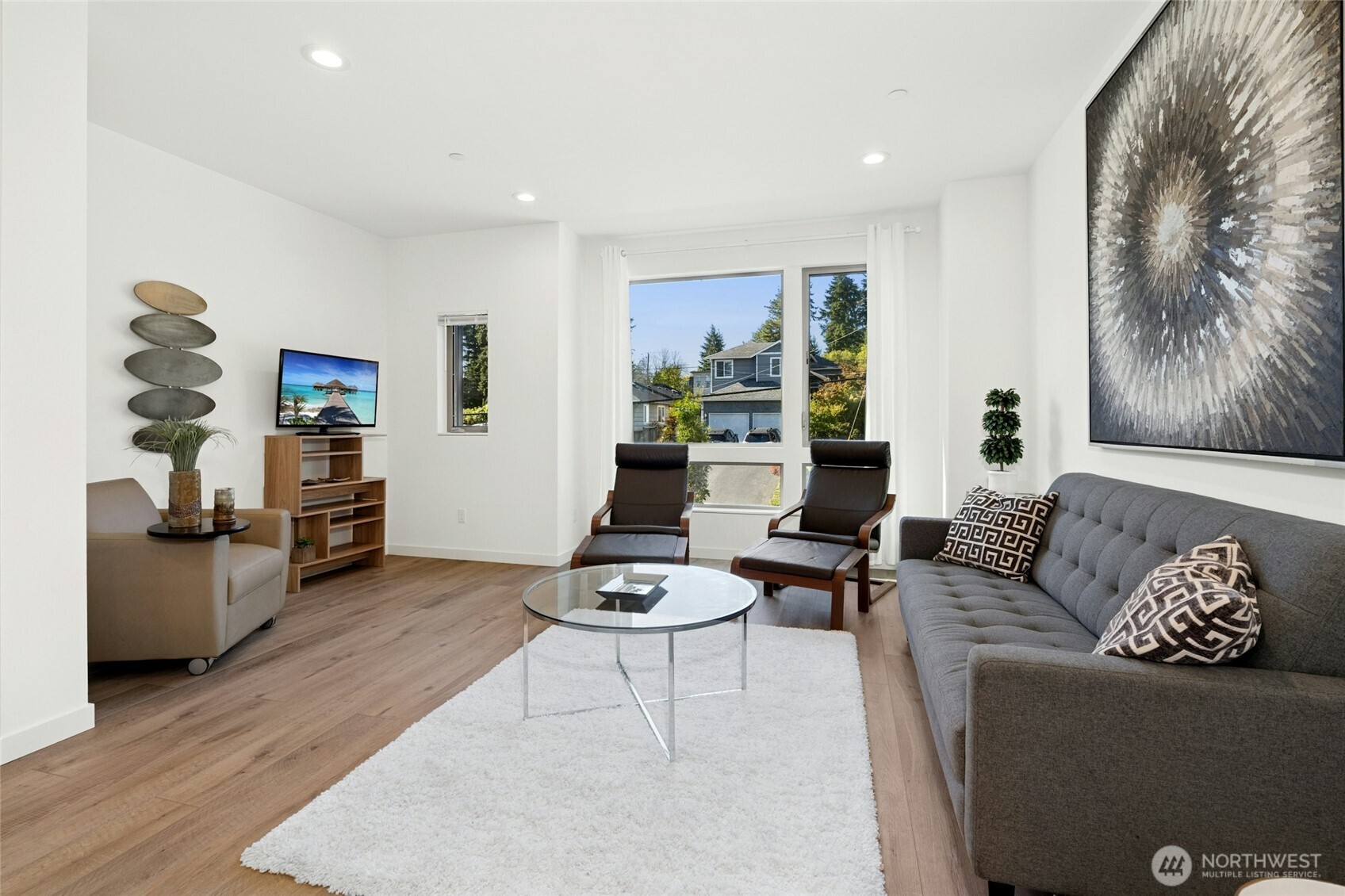 18512 Wallingford Avenue N