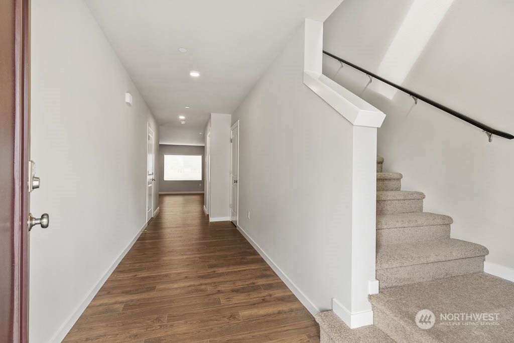 Photo of 3910 133rd Street SW, Lynnwood, WA 98087 (MLS # 2213372)