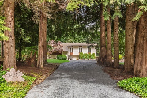 Photo of 19122 181st Avenue NE, Woodinville, WA 98077 (MLS # 2584134)