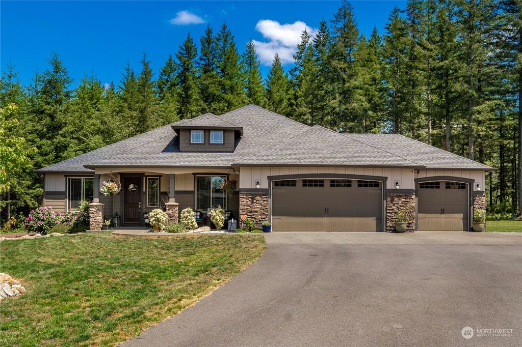 Photo of 31630 SE 278th Place, Ravensdale, WA 98051 (MLS # 2077133)