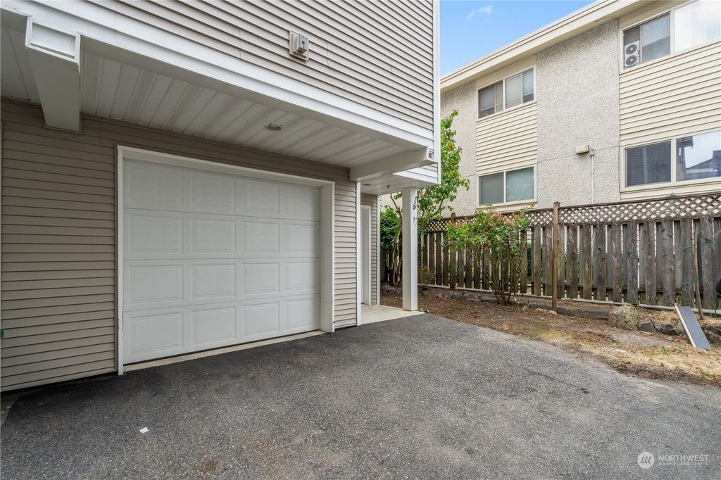 Photo of 12020 31st Avenue NE #C, Seattle, WA 98125 (MLS # 2330395)