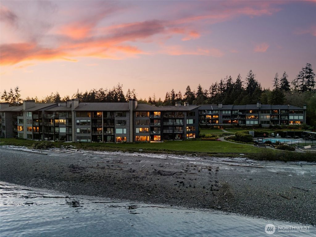 Photo of 428 Harborview Drive SE, Bainbridge Island, WA 98110 (MLS # 2515685)