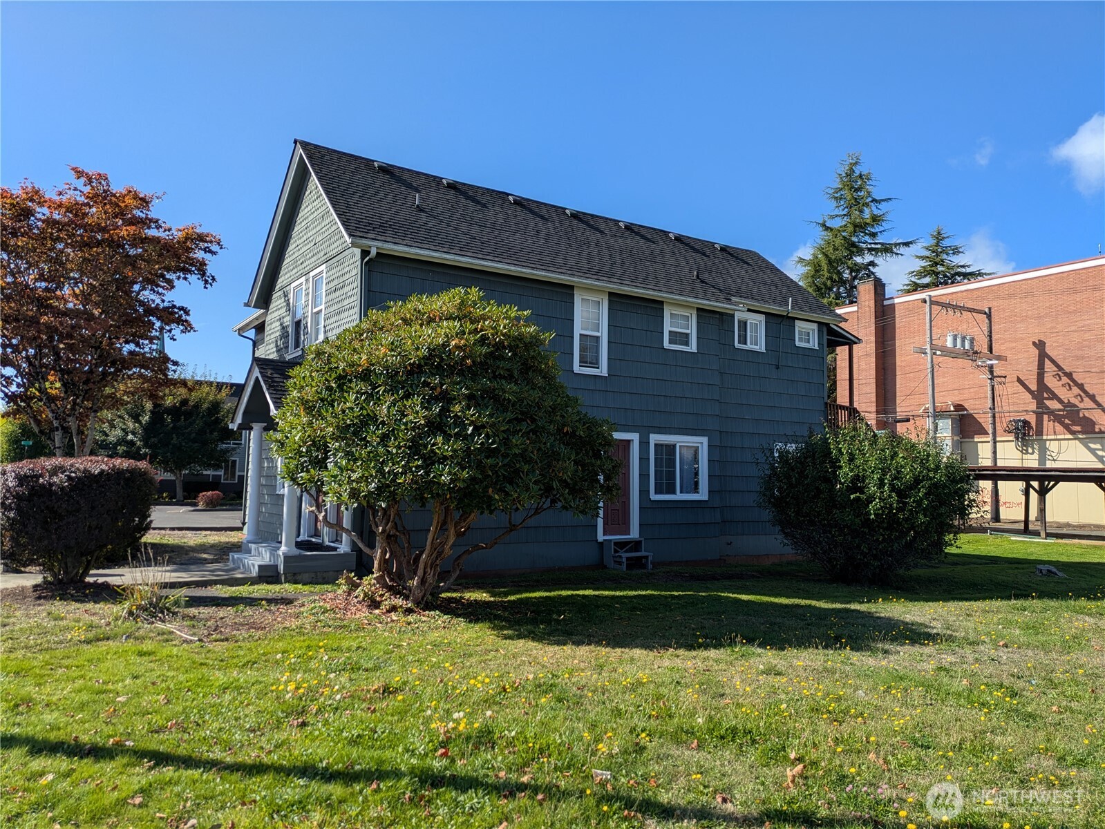 206 E 1st Street