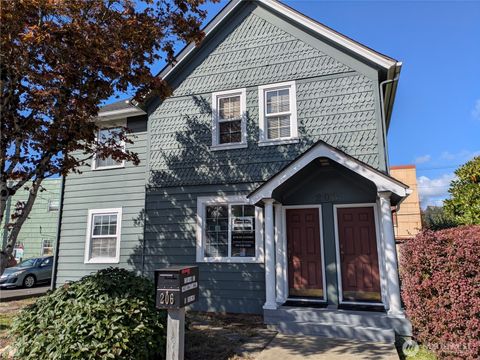 206 E 1st Street Aberdeen WA 98520