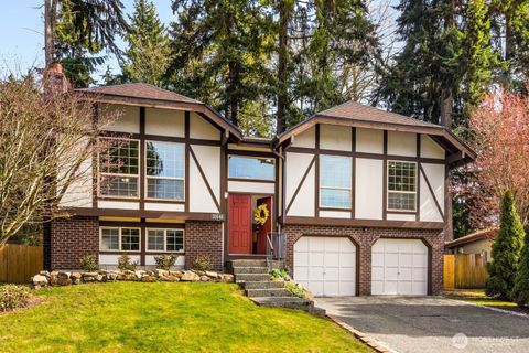 Photo of 31646 45th Place SW, Federal Way, WA 98023 (MLS # 2501027)
