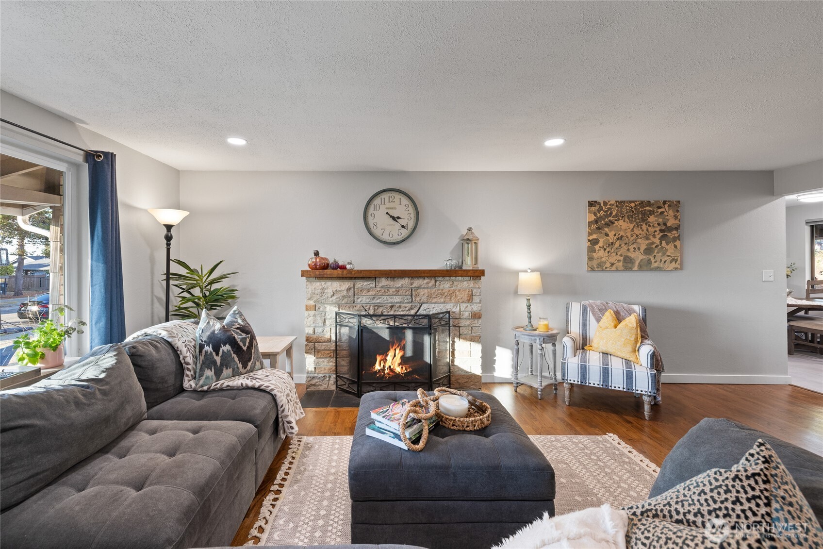 2633 N Bristol Street