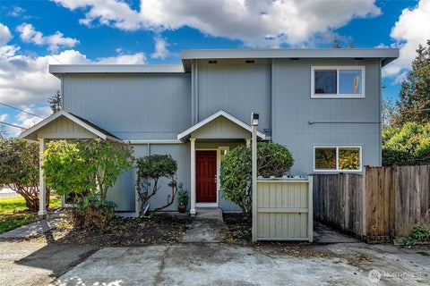 Photo of 9031 Fremont Avenue N, Seattle, WA 98103 (MLS # 2588784)