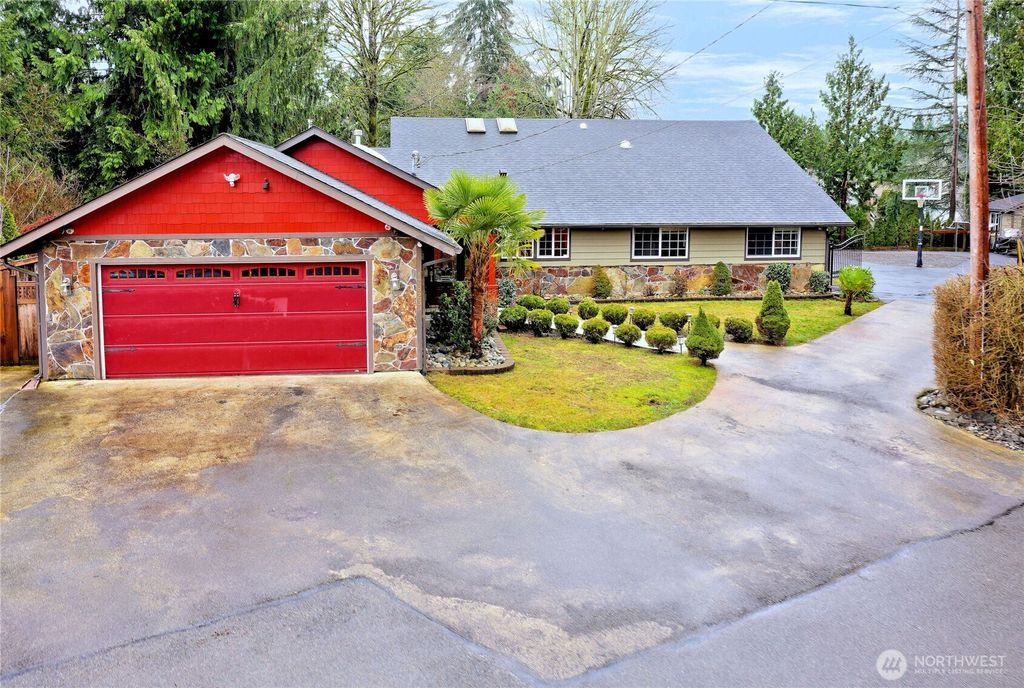 Photo of 17823 145th Avenue SE, Renton, WA 98058 (MLS # 2468452)