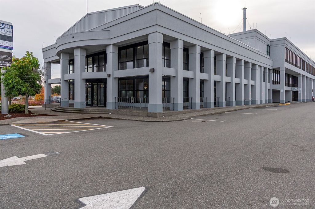 Photo of 275 SE Pioneer Way #100, Oak Harbor, WA 98277 (MLS # 2452318)