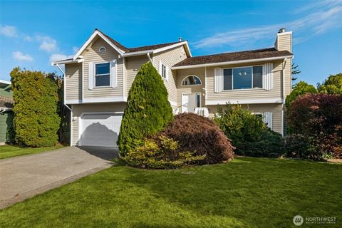 Photo of 537 Burger Place, Enumclaw, WA 98022 (MLS # 2443524)