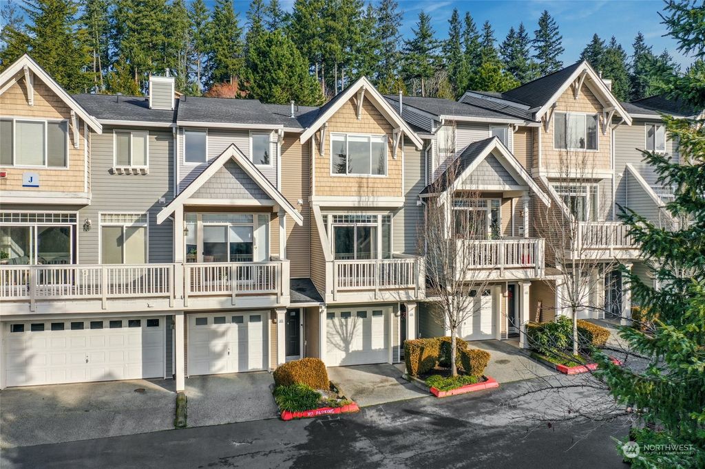 Photo of 23120 SE Black Nugget Road #J3, Issaquah, WA 98029 (MLS # 2192926)